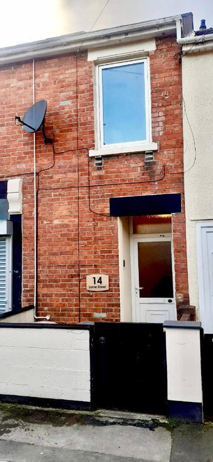 Beanies Lornestreet Four Bed House Swindon Exterior foto